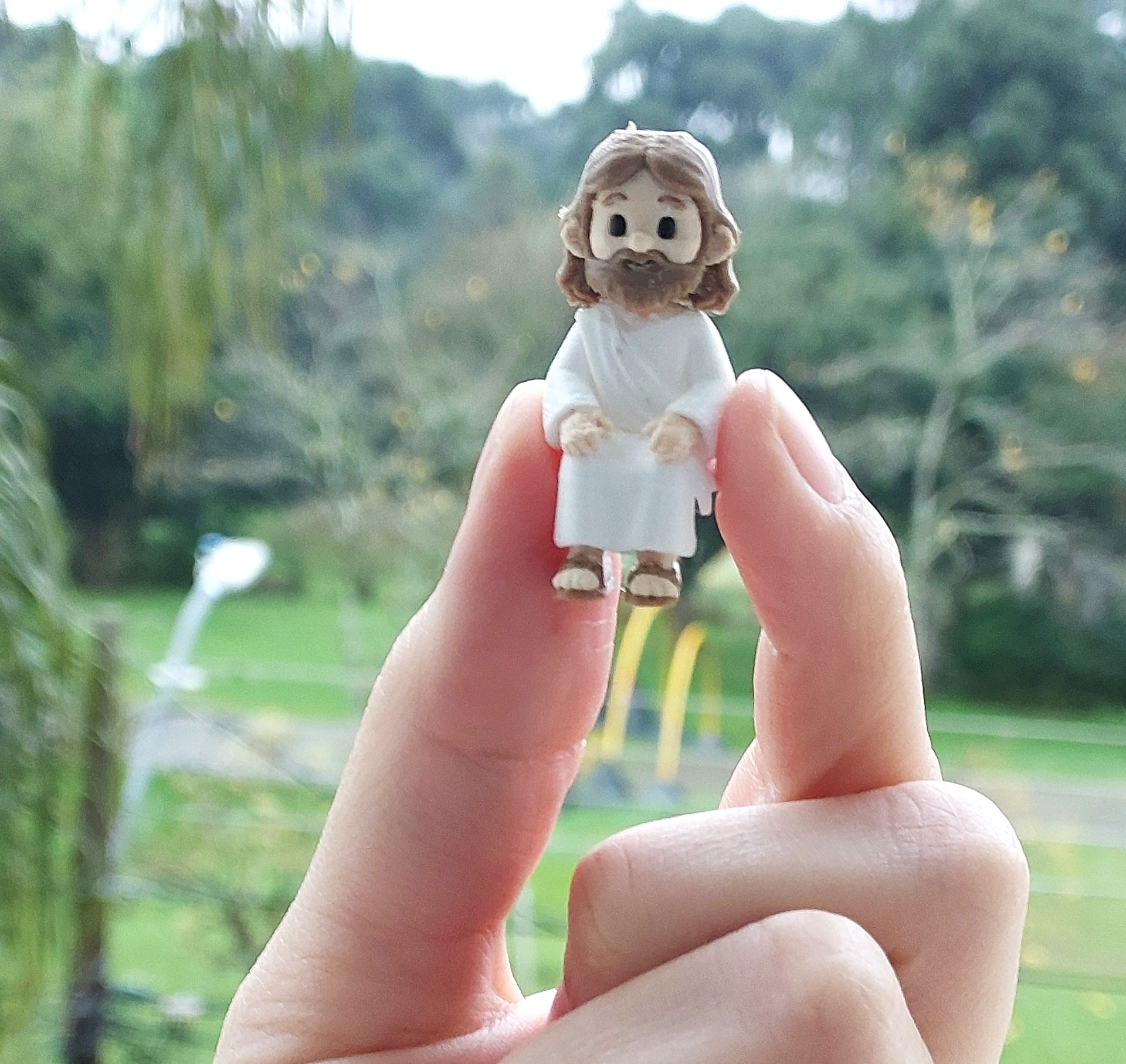Mini Jesus Sentado — foto 5
